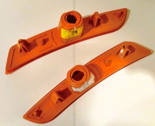 CTS V FRONT BUMPER AMBER SIDE MARKER LIGHTS FACOTRY GM