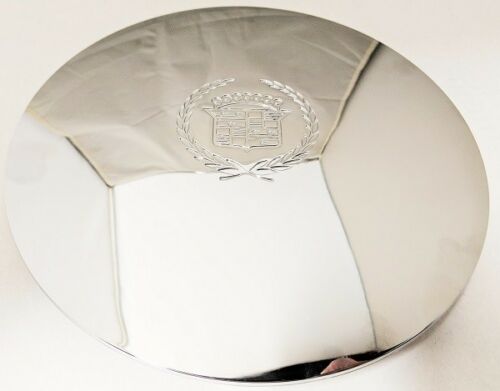 CADILLAC LIMO CHROME CENTER CAP 2000 THRU 2002 FACTORY GM SINGLE CAP