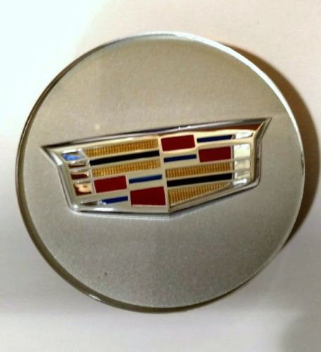 CADILLAC NEW STYLE SILVER CENTER CAP WITH COLORED CHROME CREST SET OF 4